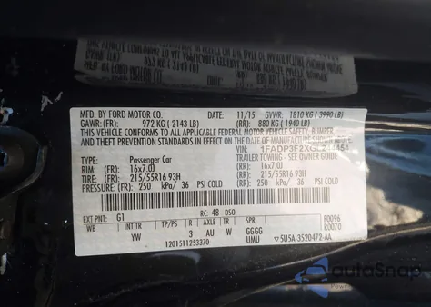 2016 Ford Focus Se z USA, uszkodzony, nr VIN 1FADP3F2XGL244454